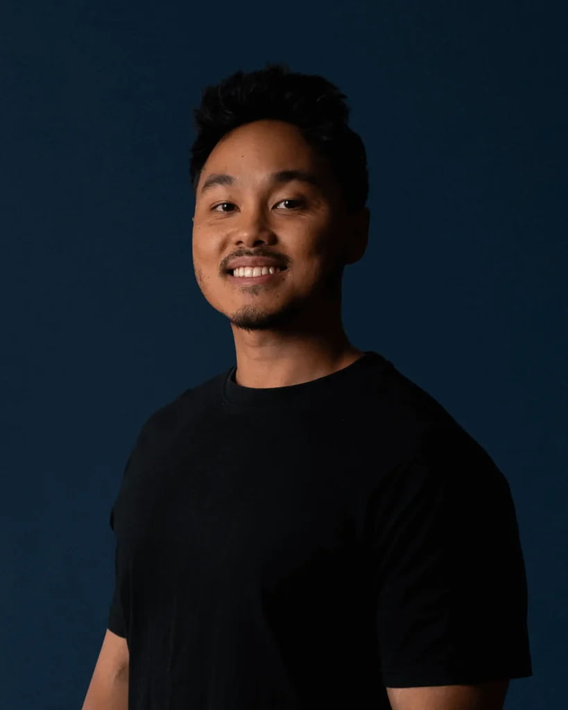 Teknisk webutvikler og kreativ problemløser hos Mediabooster. Leverer stabile og moderne nettsider med fokus på ytelse og brukervennlighet